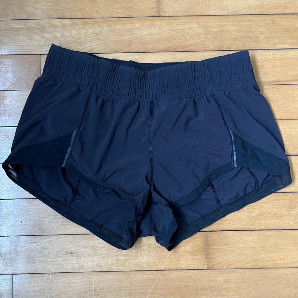 Lululemon Hotty Hot High-Rise Lined Short 2.5 Black Womens Size 6 LW7AGSS